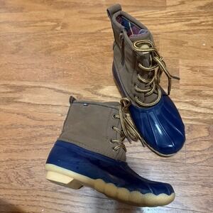 Tommy Hilfiger Ryan Duck Boots Cognac Plaid Lined Rubber Waterproof Size 2